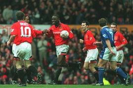 24_25赛季英超第12轮 伊普斯维奇vs曼联,英超第12轮取得关键胜利”  第3张