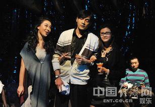 午夜情深深,揭秘都市夜生活背后的情感纠葛 第3张 午夜情深深,揭秘都市夜生活背后的情感纠葛 第3张